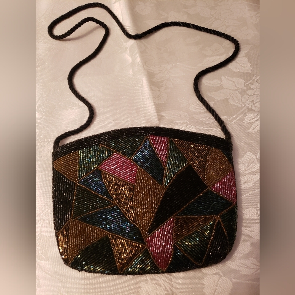 Women's Vintage Beaded Evening Bag. Over The Shoulder